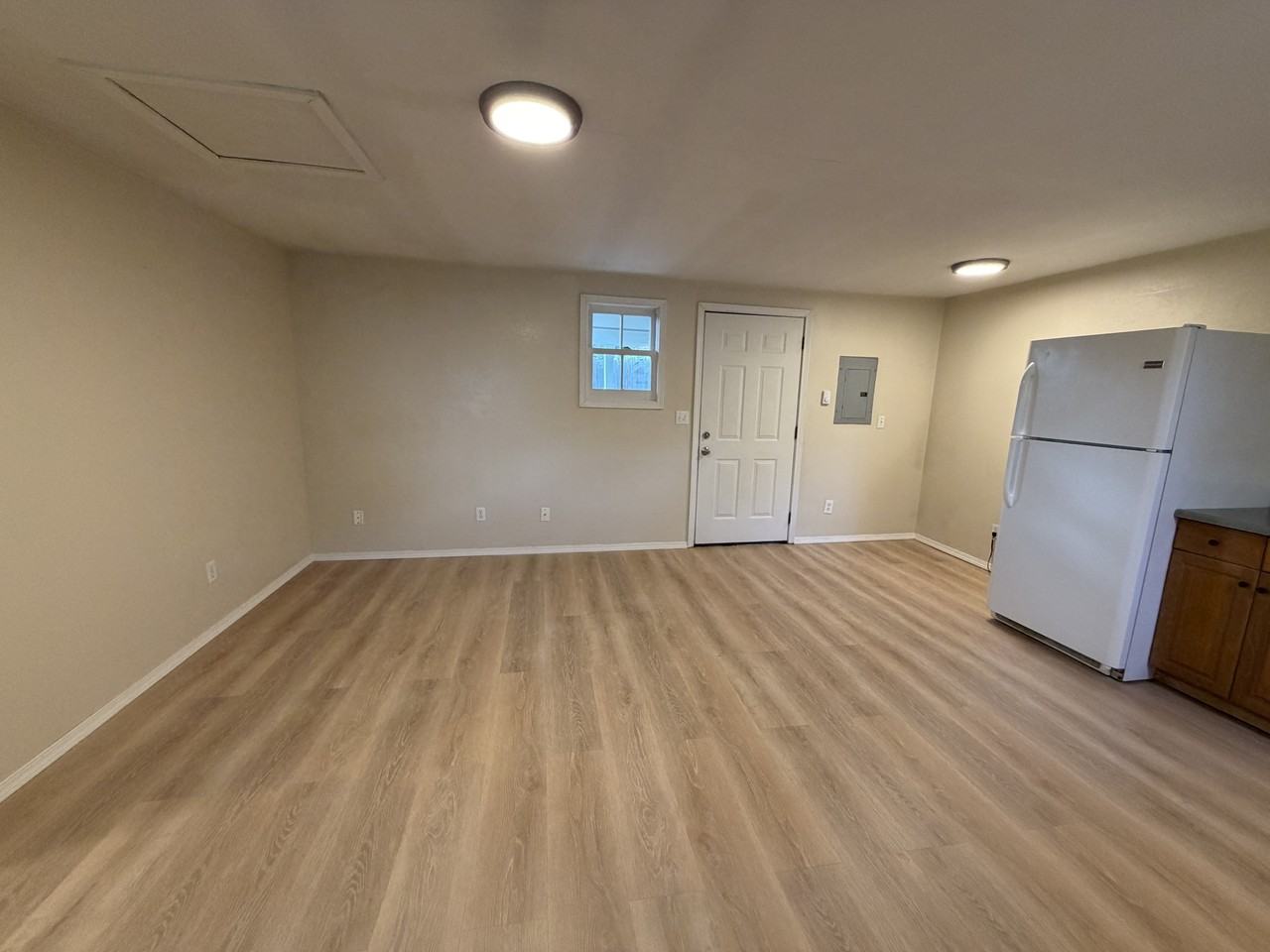 8074 Maple Ave Se #1 - Photo 3 of 11