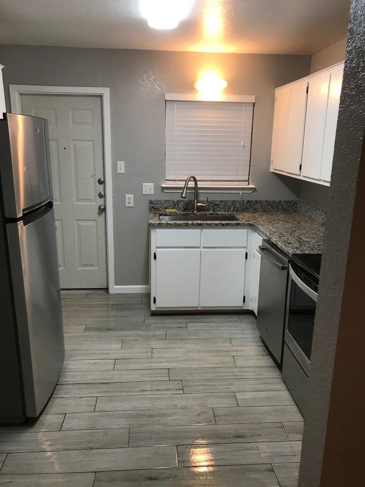 1610 Poage Ave #1612 - Photo 5 of 11