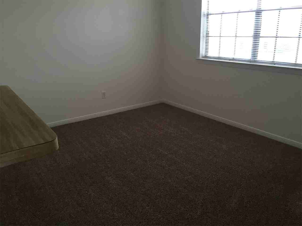 800 Avenue A #C - Photo 7 of 10