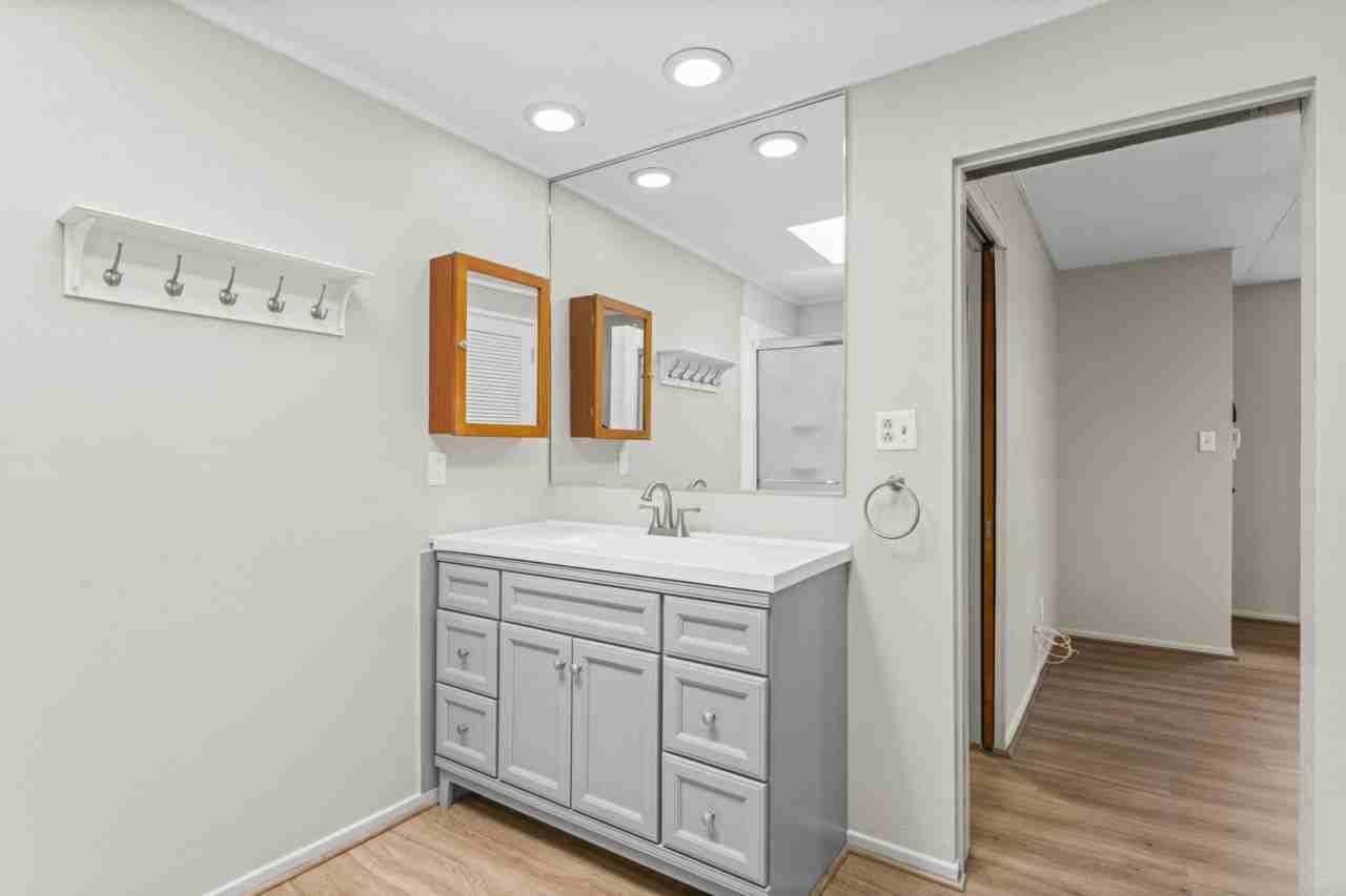 115 Ohana St - Photo 4 of 41