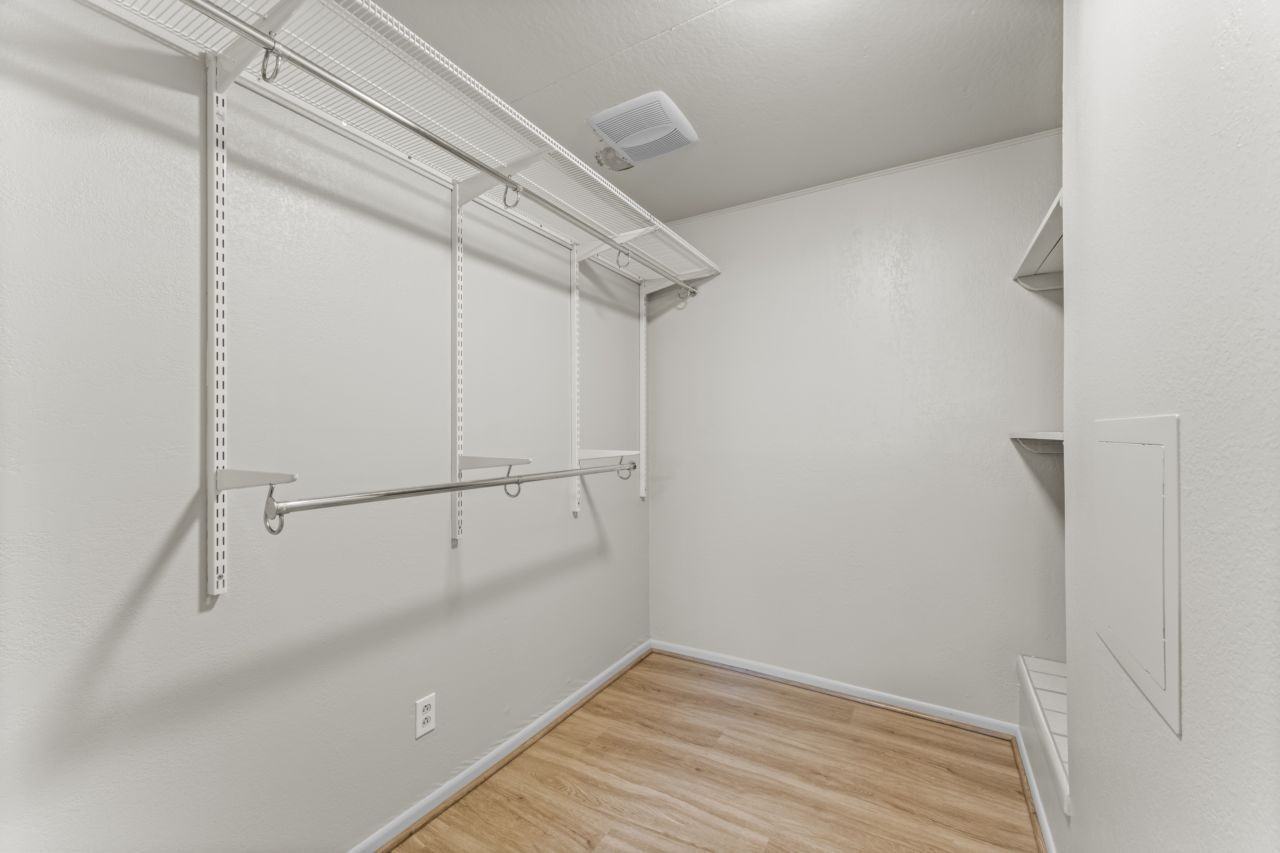 115 Ohana St - Photo 7 of 41