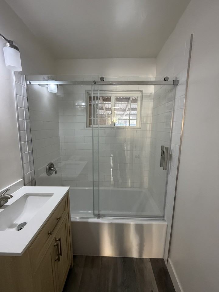 22423 Harvard Blvd - Photo 4 of 34