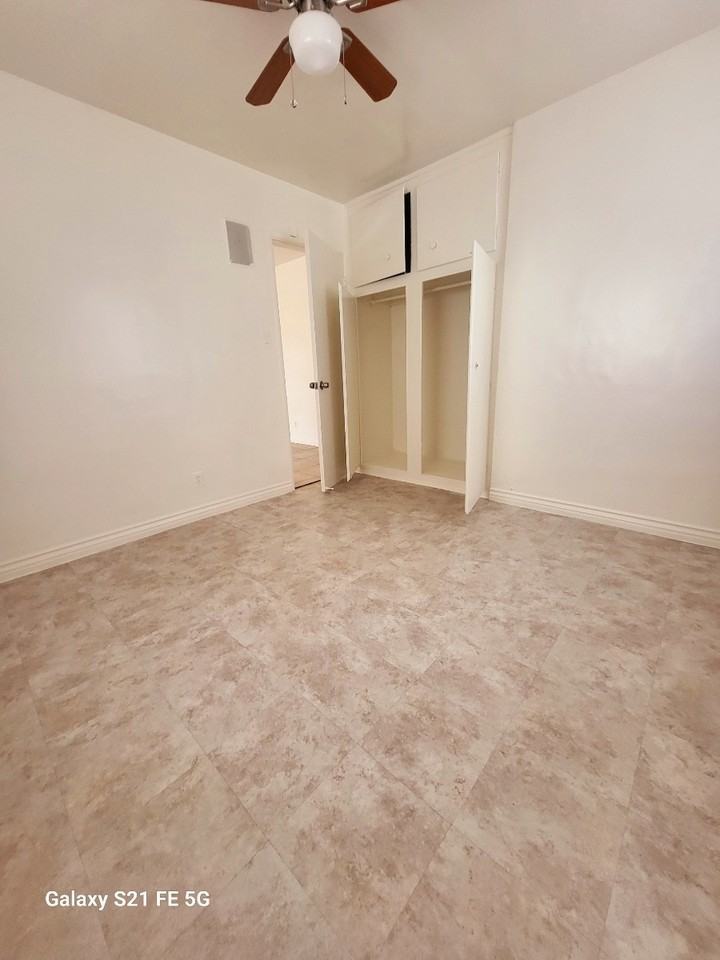22423 Harvard Blvd - Photo 6 of 34