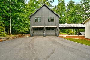 featured image of 101 N Henderson Rd
