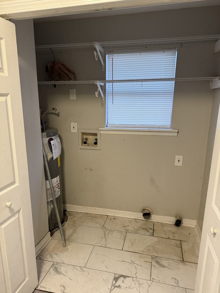 401 1st Ave N - Photo 6 of 21