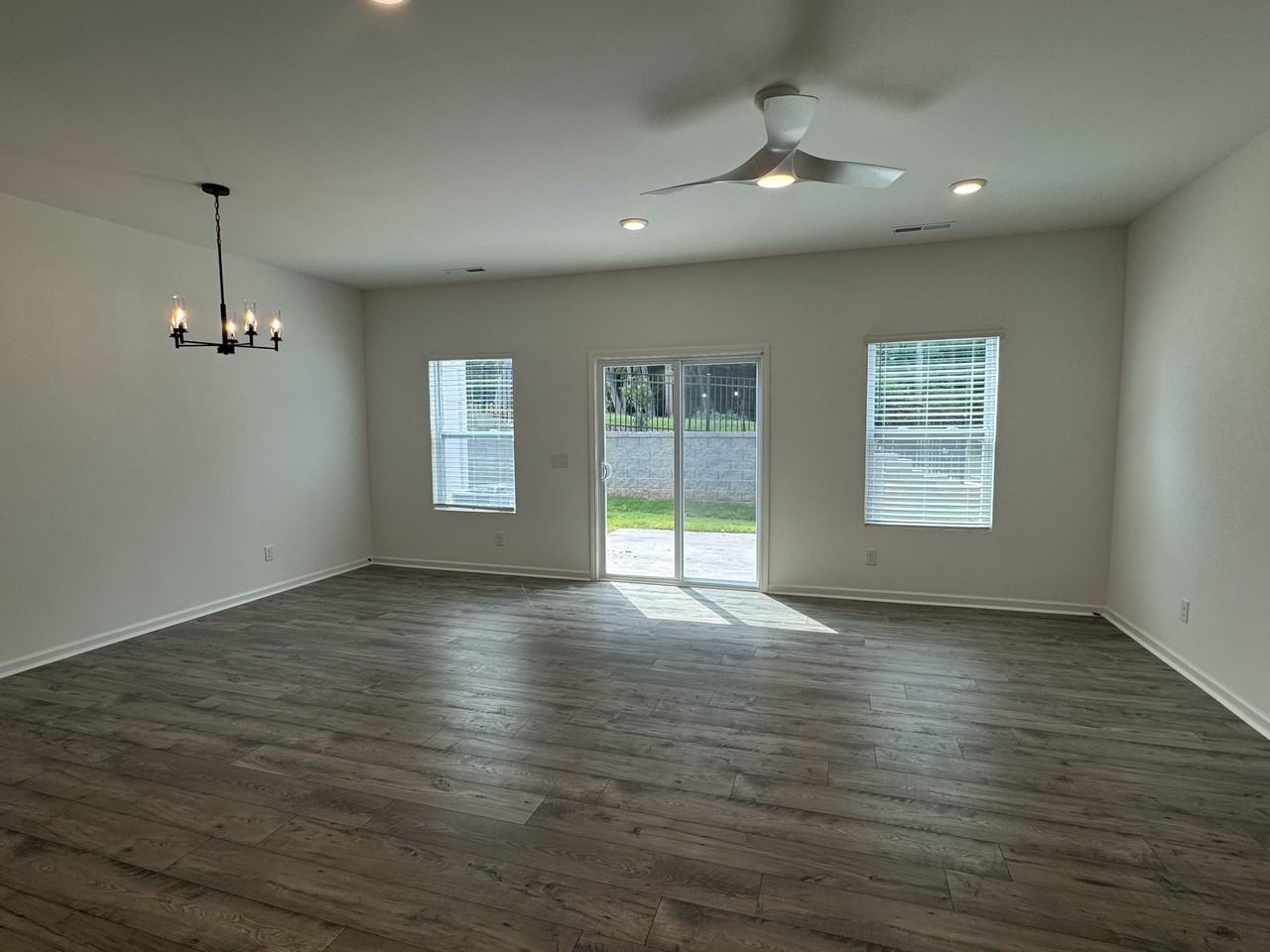 15 Saltford Ln #1 - Photo 3 of 11