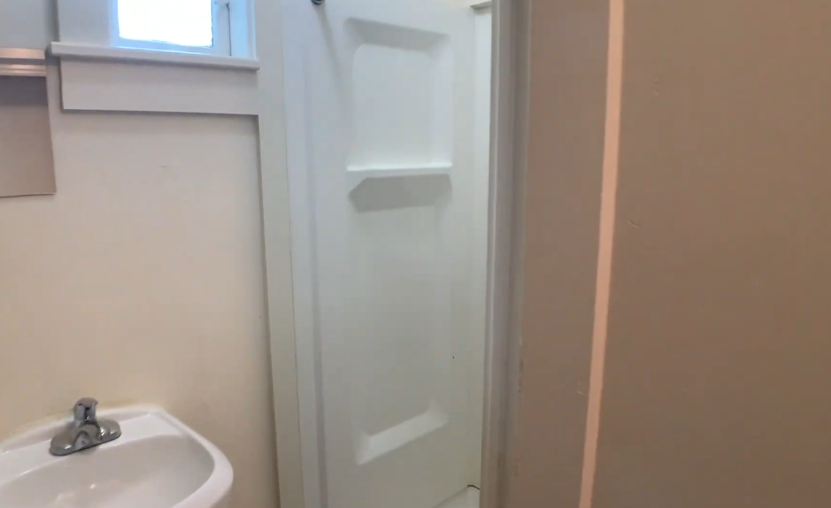 210 Williams St - Photo 3 of 8