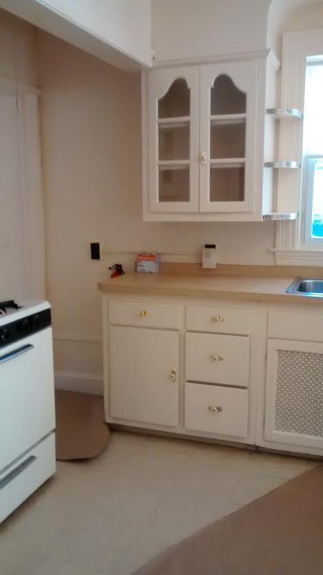 215 W Elm St #5 - Photo 7 of 9