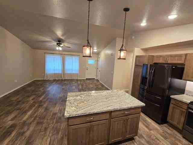 7311 E Obsidian Loop - Photo 3 of 14