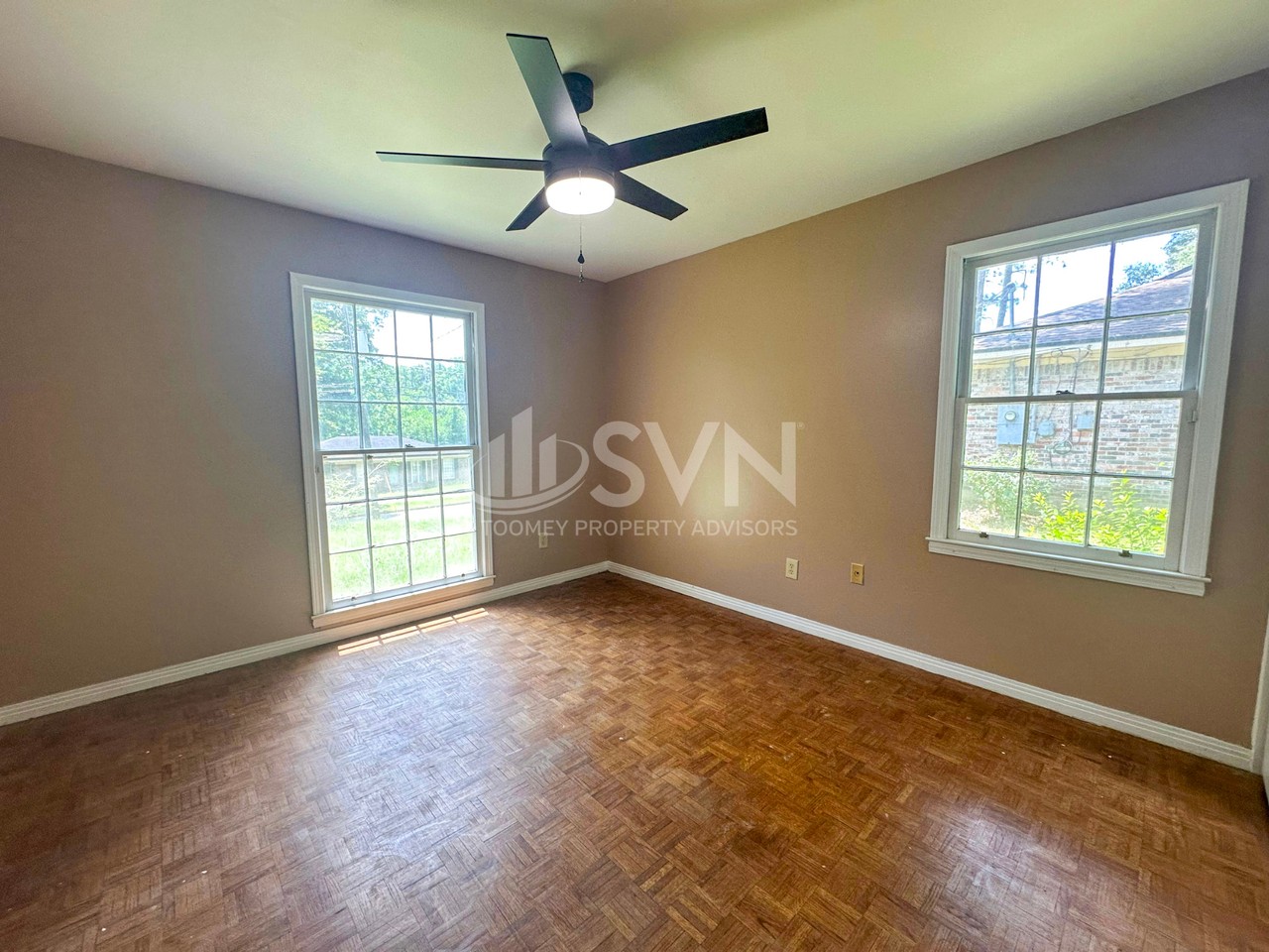 313 Vanderbilt Dr - Photo 2 of 28