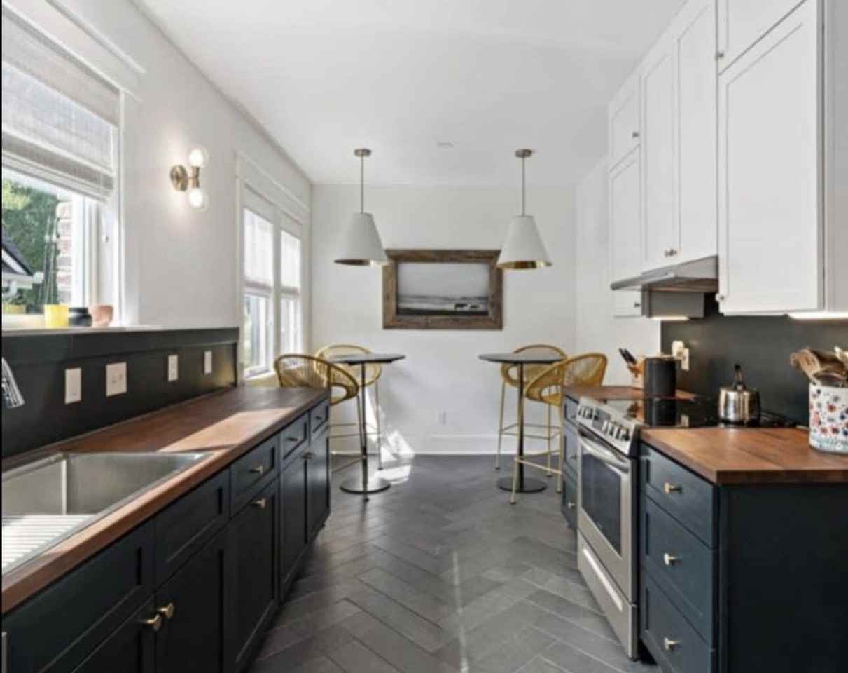 1002 Fairwin Ave #1 - Photo 5 of 17