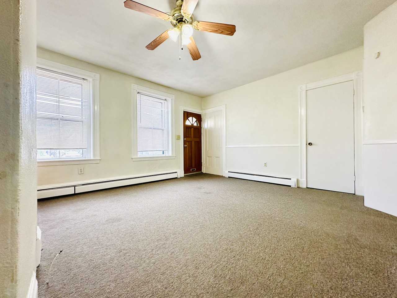 160 Franklin St #NA - Photo 7 of 9