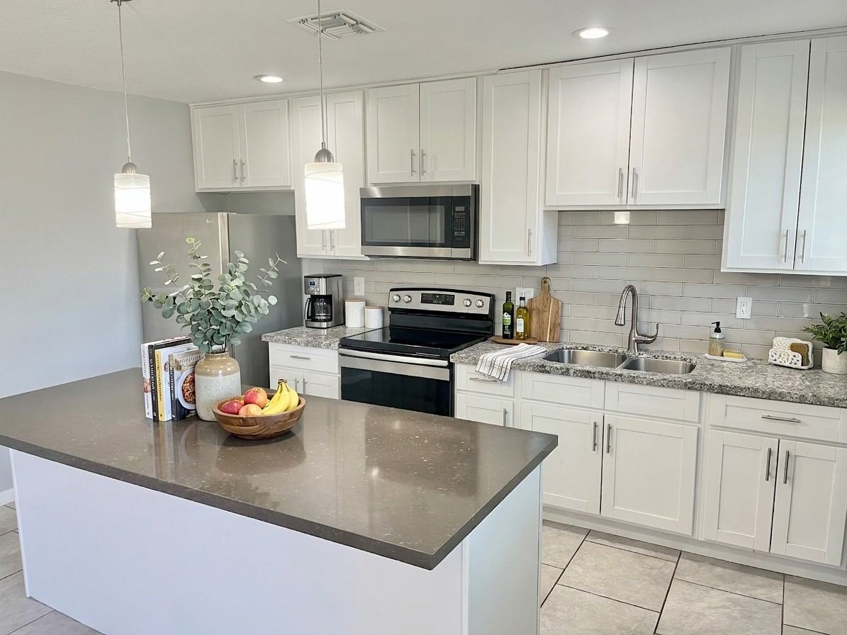 3208 N 37th St #8 - Photo 6 of 50