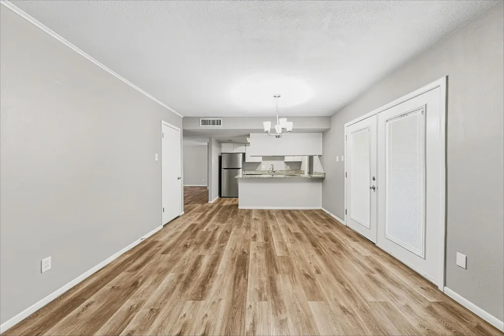 615 E Carmen St #NA - Photo 3 of 8