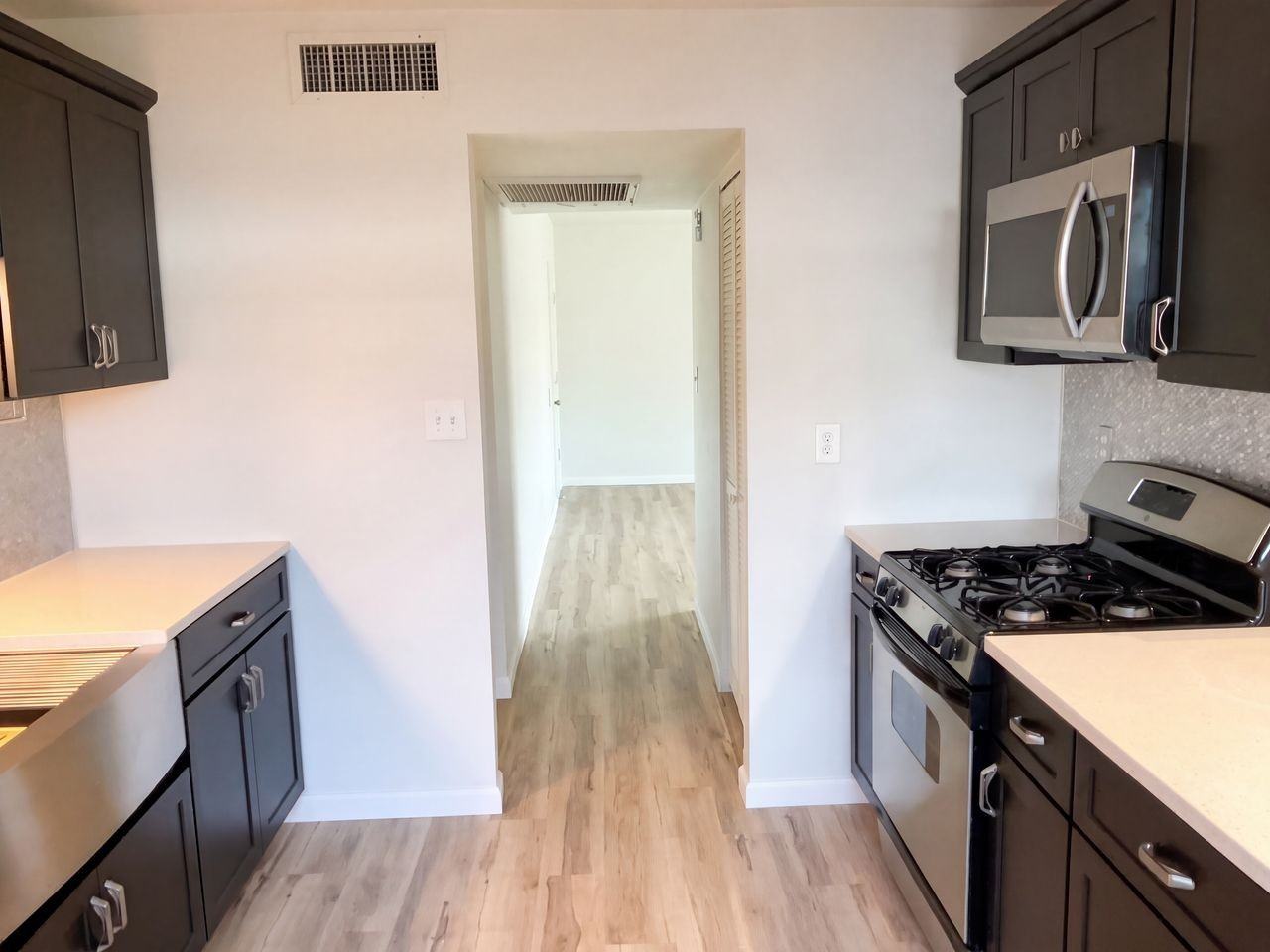 3545 W Sierra Vista Dr #NA - Photo 2 of 14
