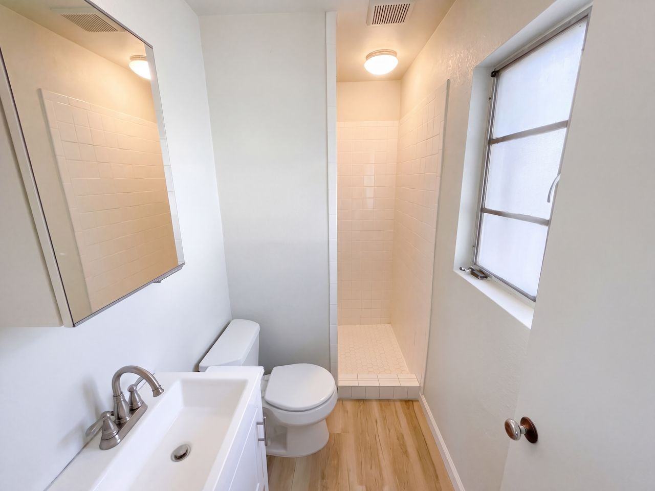 3545 W Sierra Vista Dr #NA - Photo 7 of 14