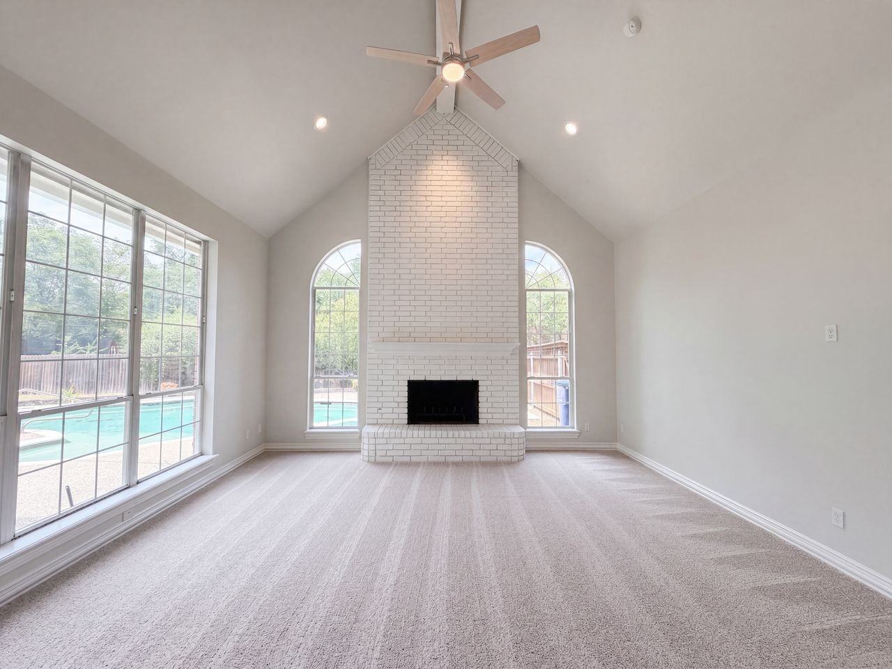 1608 Brentwood Trl #NA - Photo 2 of 14