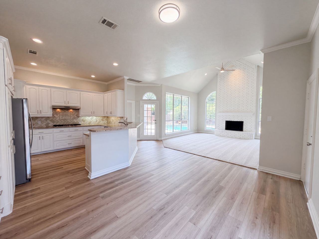 1608 Brentwood Trl #NA - Photo 4 of 14