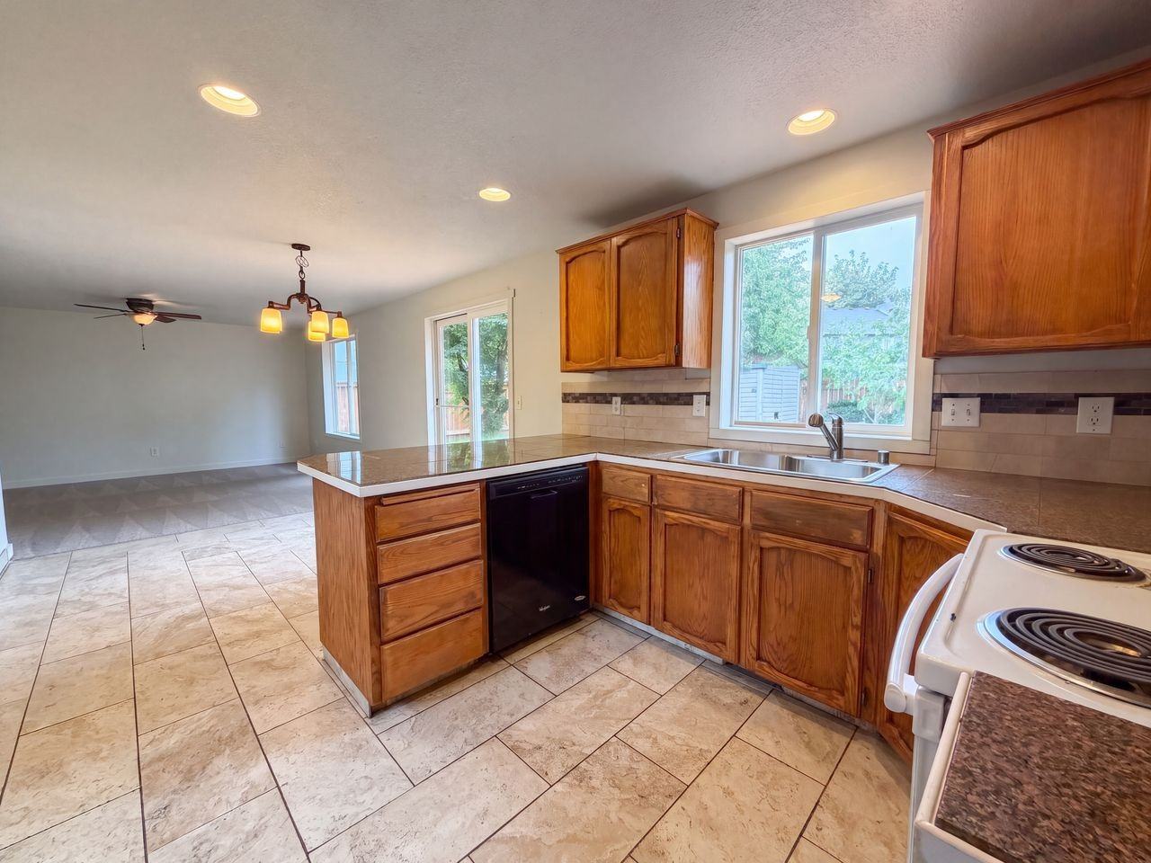 1321 Nw 5th Ct #NA - Photo 2 of 10