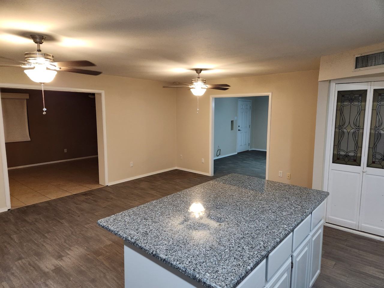 8207 E Mitchell Dr #NA - Photo 6 of 19