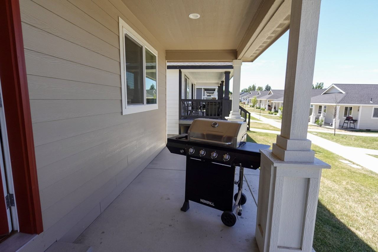 123 9th Ave #39 - Photo 4 of 20