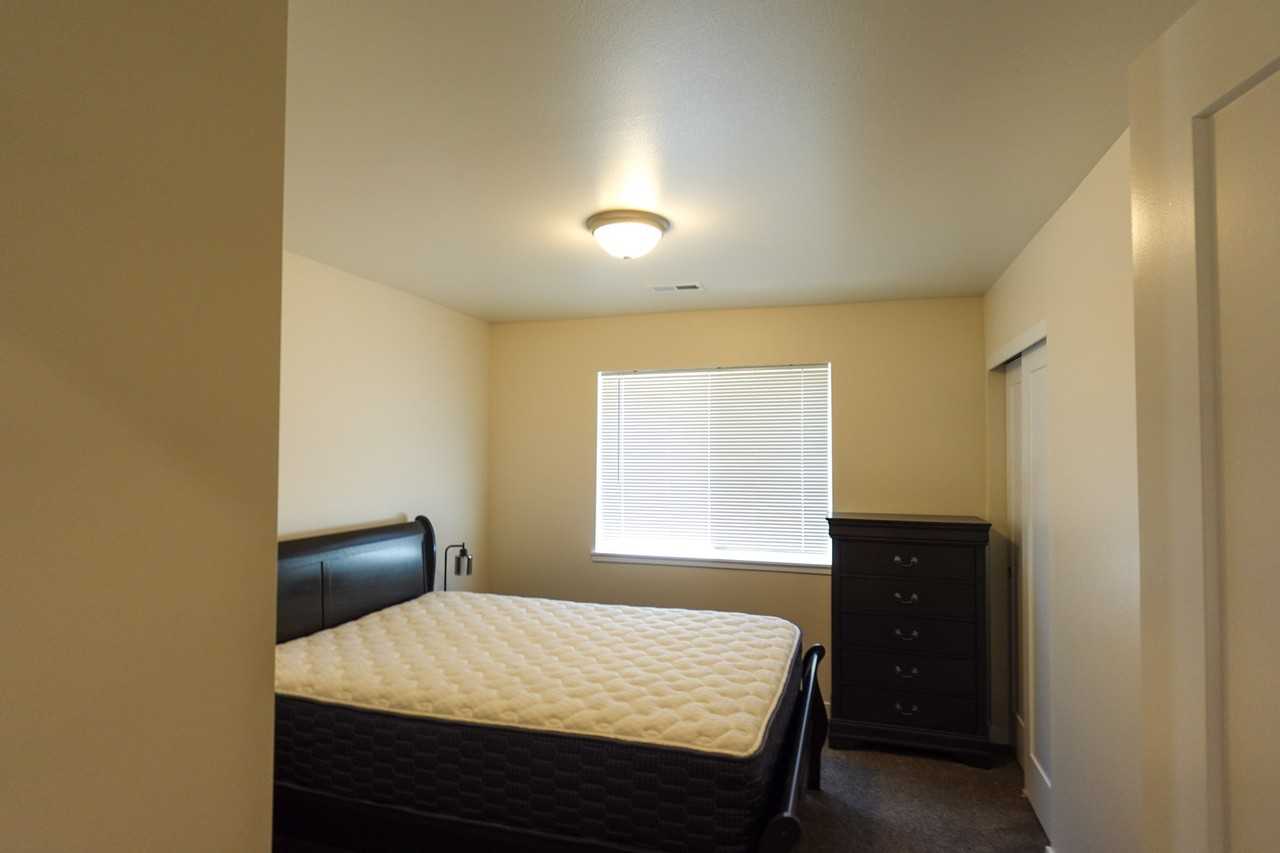 123 9th Ave #39 - Photo 6 of 20