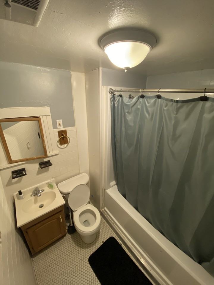 1932 Coltman Rd - Photo 2 of 5