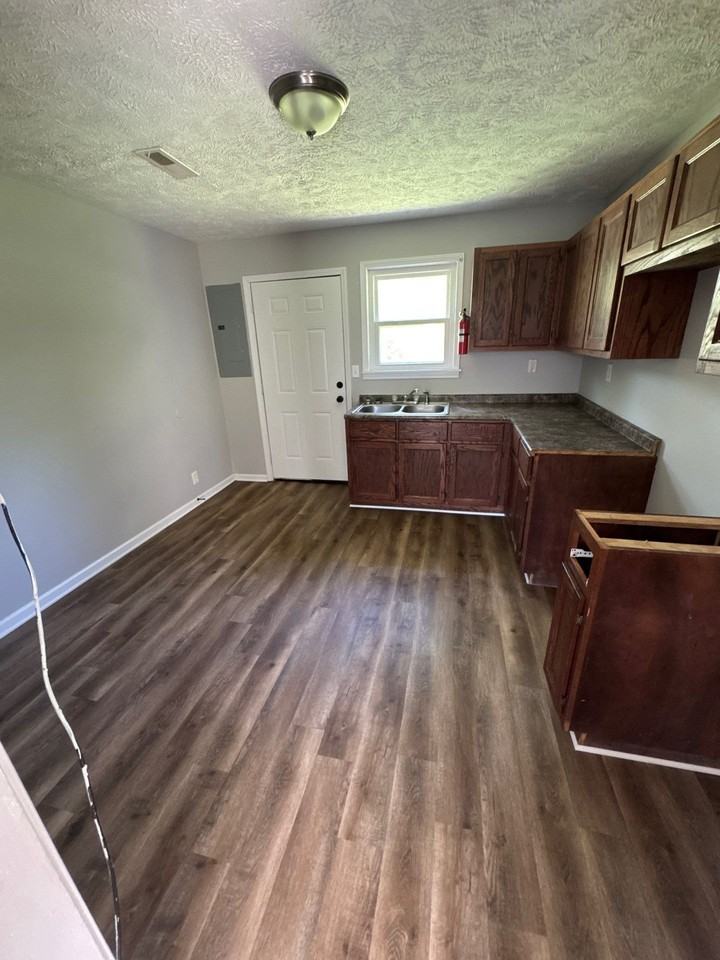 920 Nmonroe #4 - Photo 4 of 9