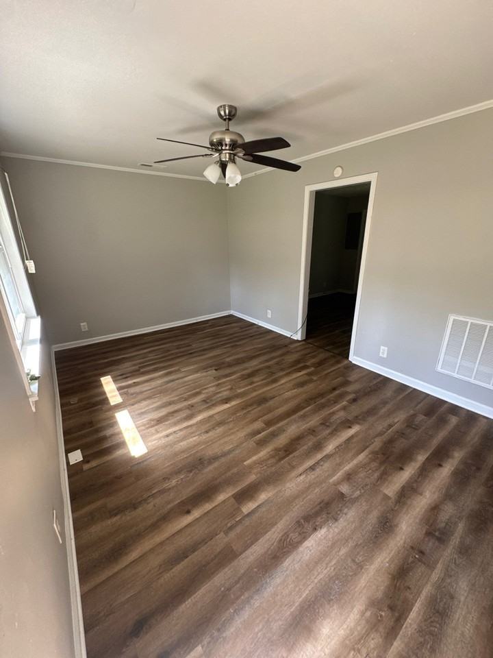 920 Nmonroe #4 - Photo 6 of 9