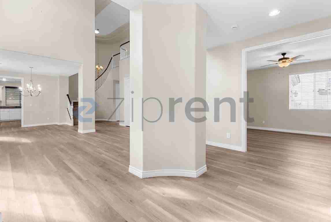 153 Cascade Lake St - Photo 4 of 50