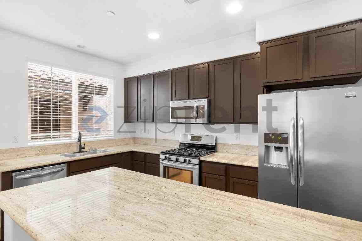 1524 San Borja St #3 - Photo 5 of 20