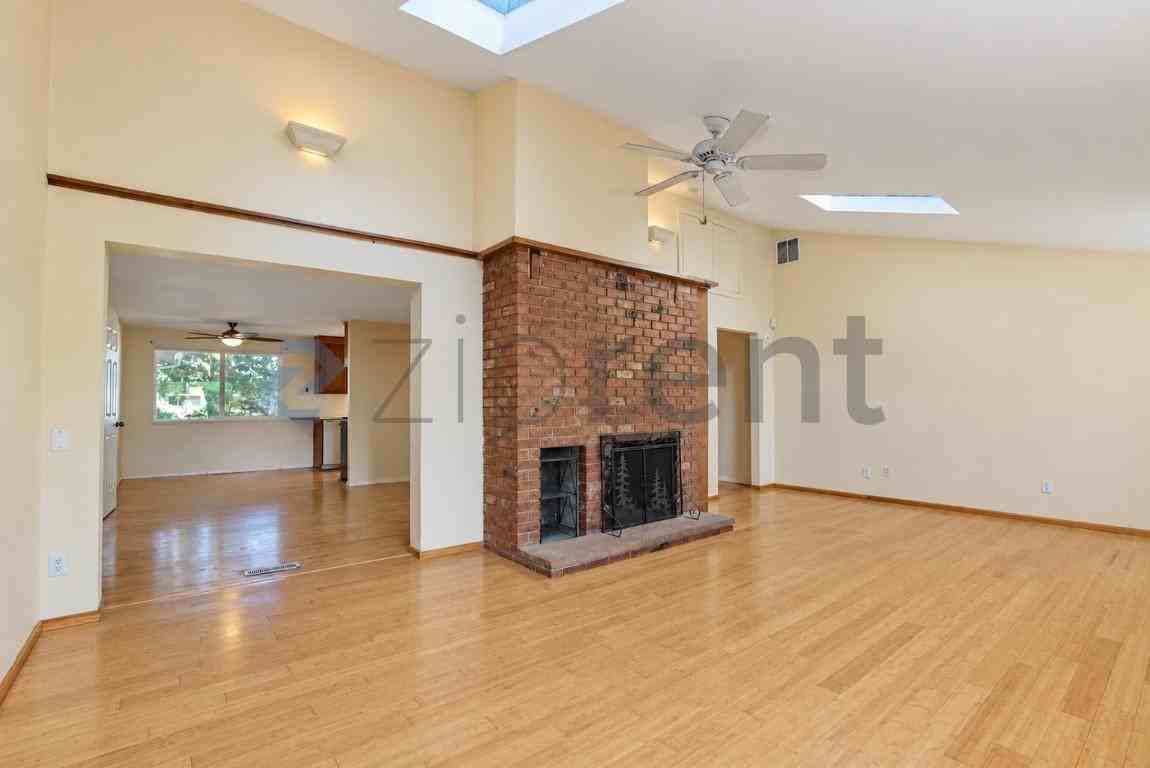 17016 128th Ave Se - Photo 6 of 20