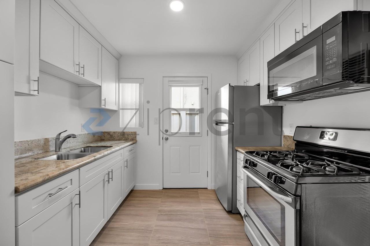1515 San Jose St #1515 - Photo 6 of 13