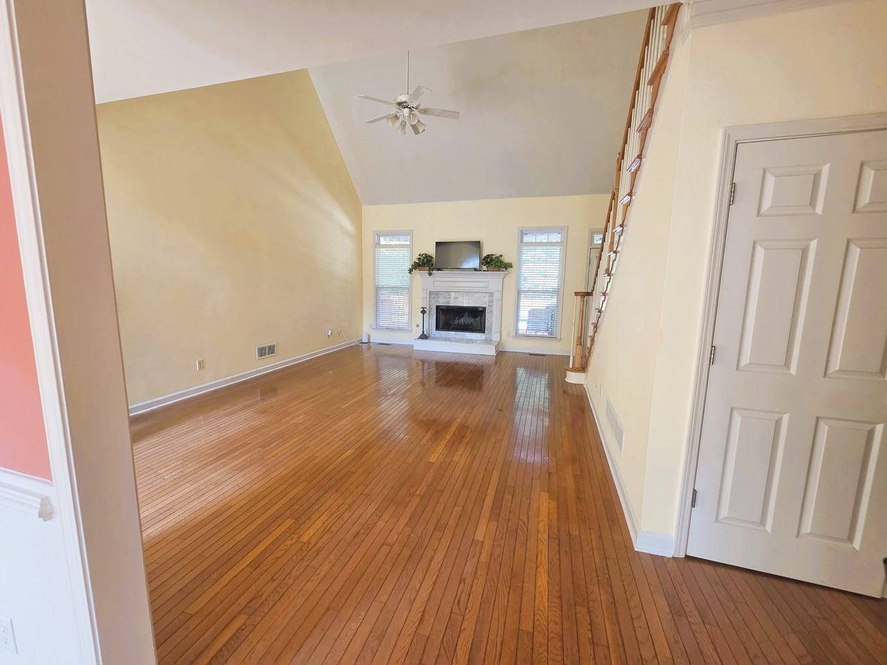 455 Emerald Lake Dr #NA - Photo 3 of 50