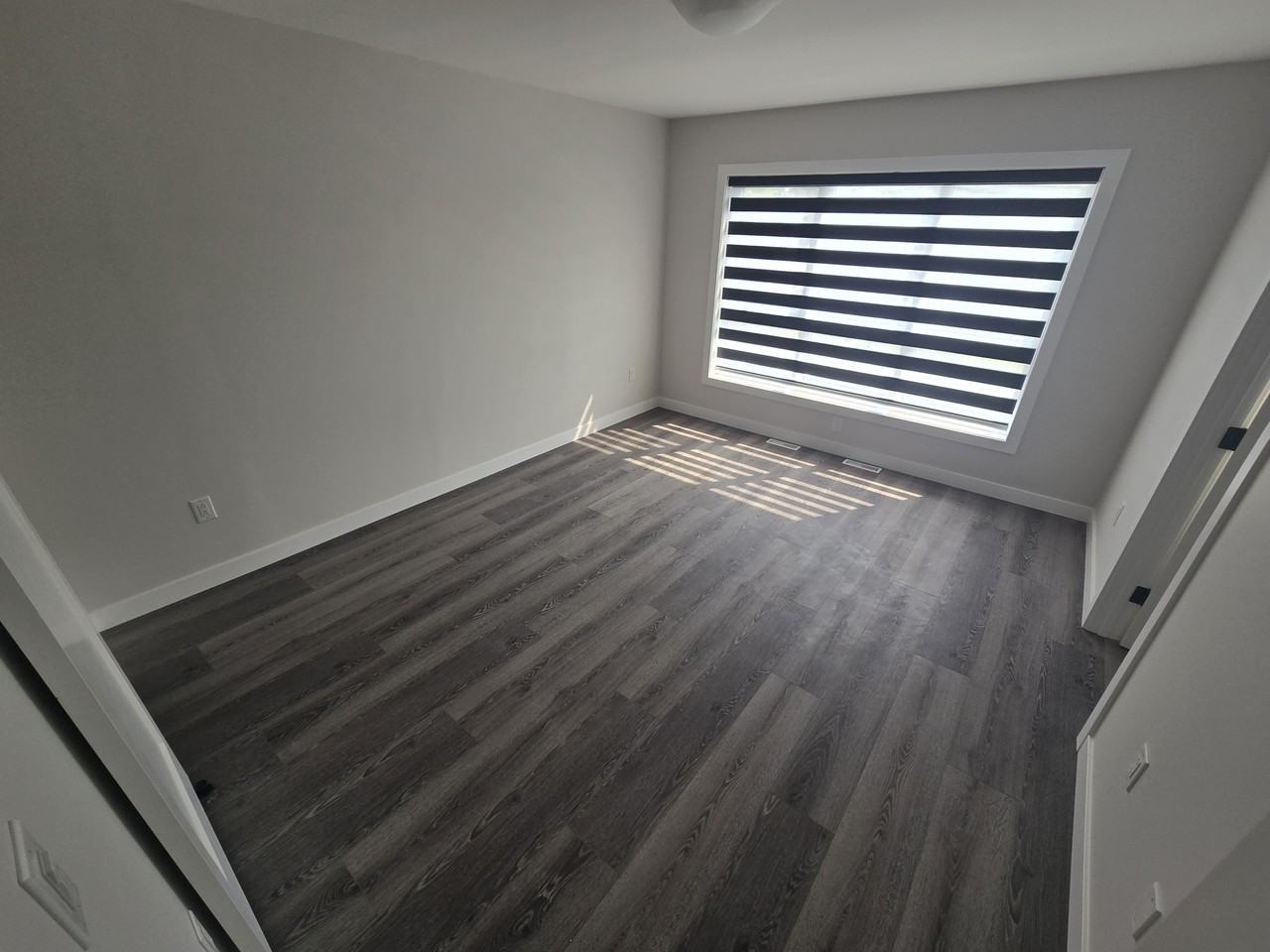 466 Ferry Rd #MAIN - Photo 6 of 6