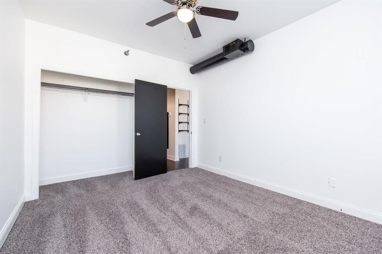 153 N Limestone #3 - Photo 4 of 8