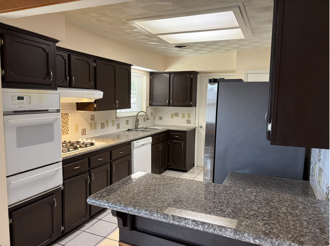 1408 Vegas Dr #NA - Photo 7 of 23