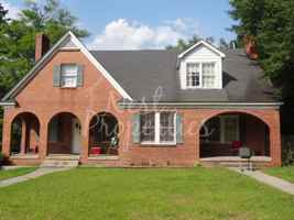 featured image of 302 S Harden St #A