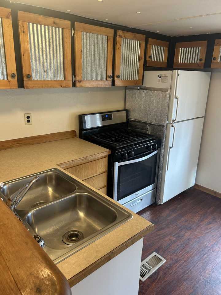 820 N Montana St #8