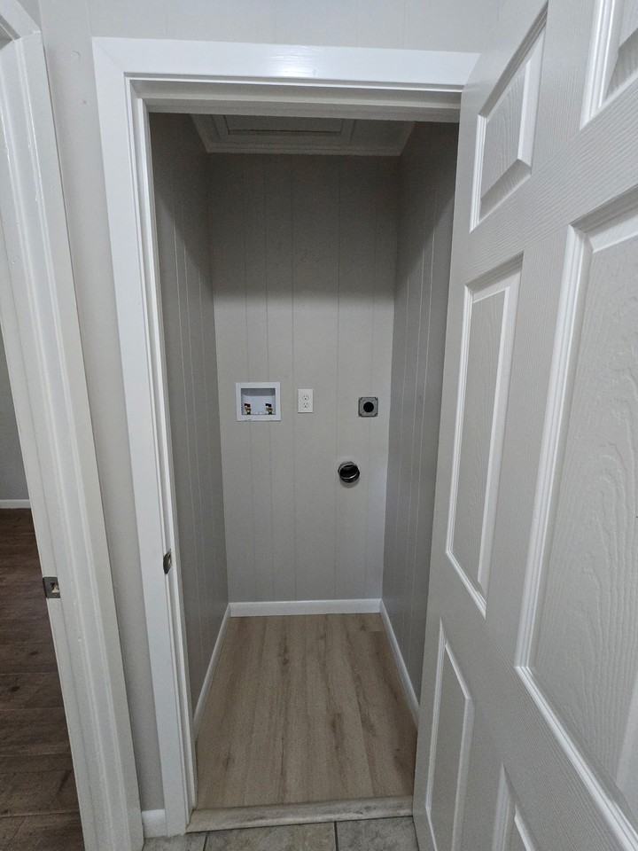 5802 E St #1 - Photo 5 of 8