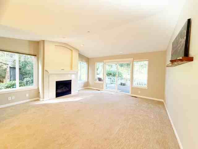 160 E Soderberg Rd #H24 - Photo 4 of 44