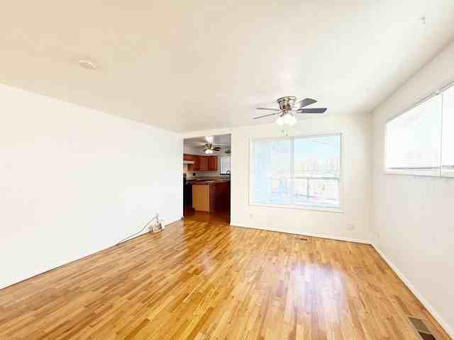 120 N Cambrian Ave - Photo 5 of 30
