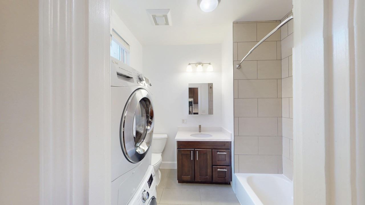1690 North Point Street - Photo 5 of 27