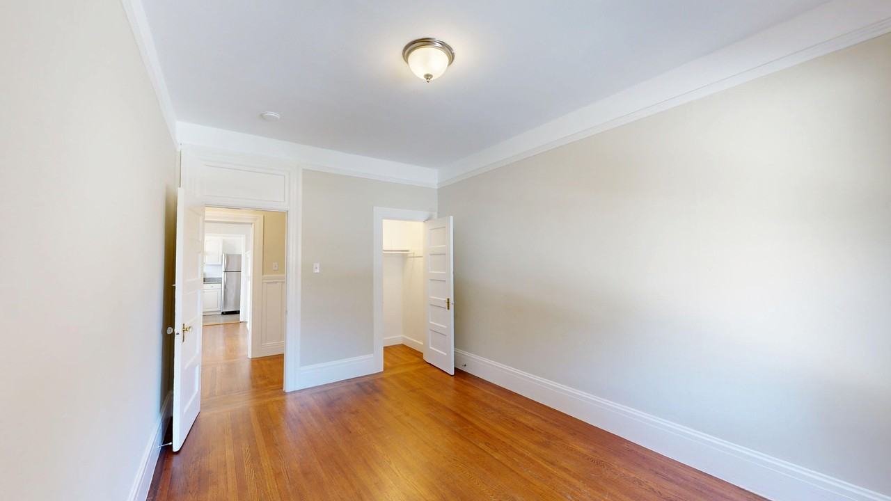 400 Duboce Avenue - Photo 2 of 41