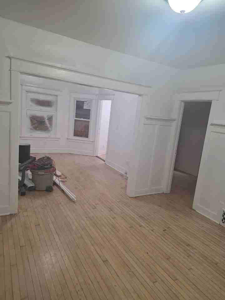 2442 N 39th St - Photo 3 of 8