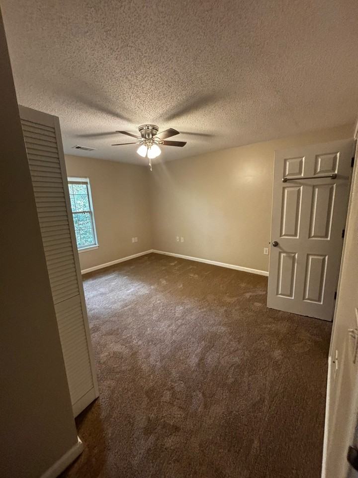 216 S Mulberry St #3 - Photo 2 of 6