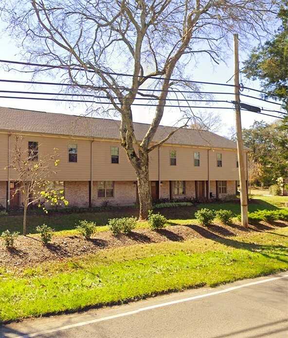 2506 E Main St #F4 - Photo 2 of 11