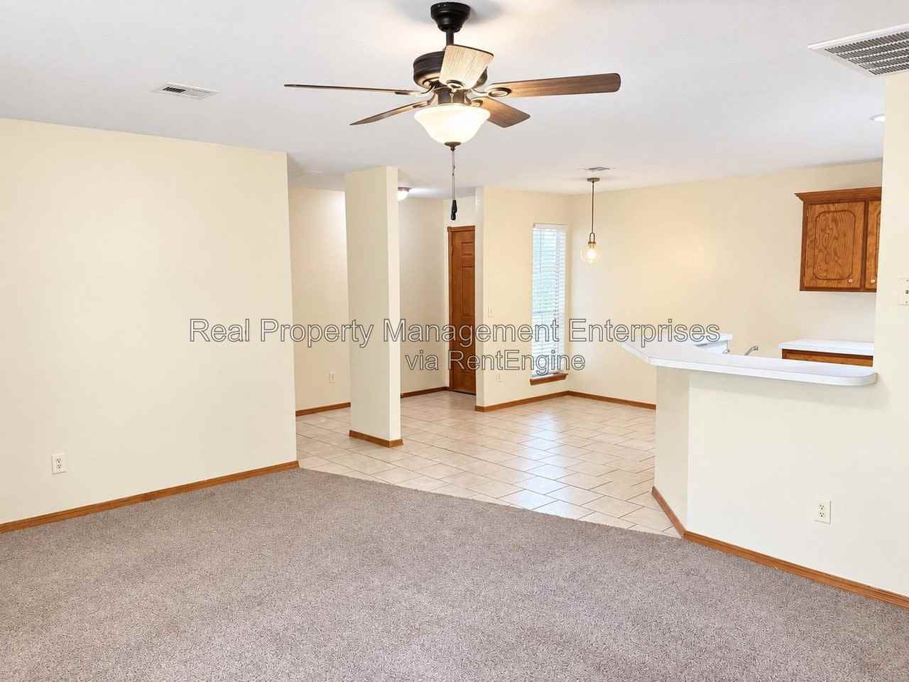 1013 N Windermere Dr - Photo 6 of 31