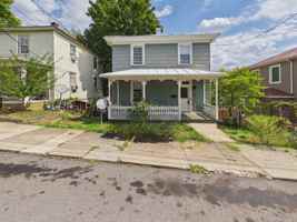 featured image of 523 Marquis St