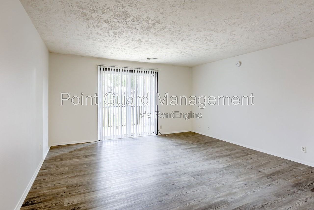 1408 Lee Dr #43 - Photo 3 of 32